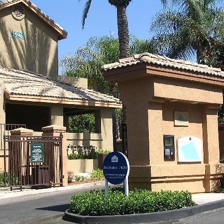 Oakwood At Las Palmas Apartments Brea Dalaman gambar